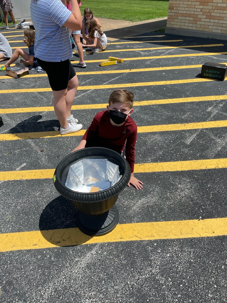 Solar oven