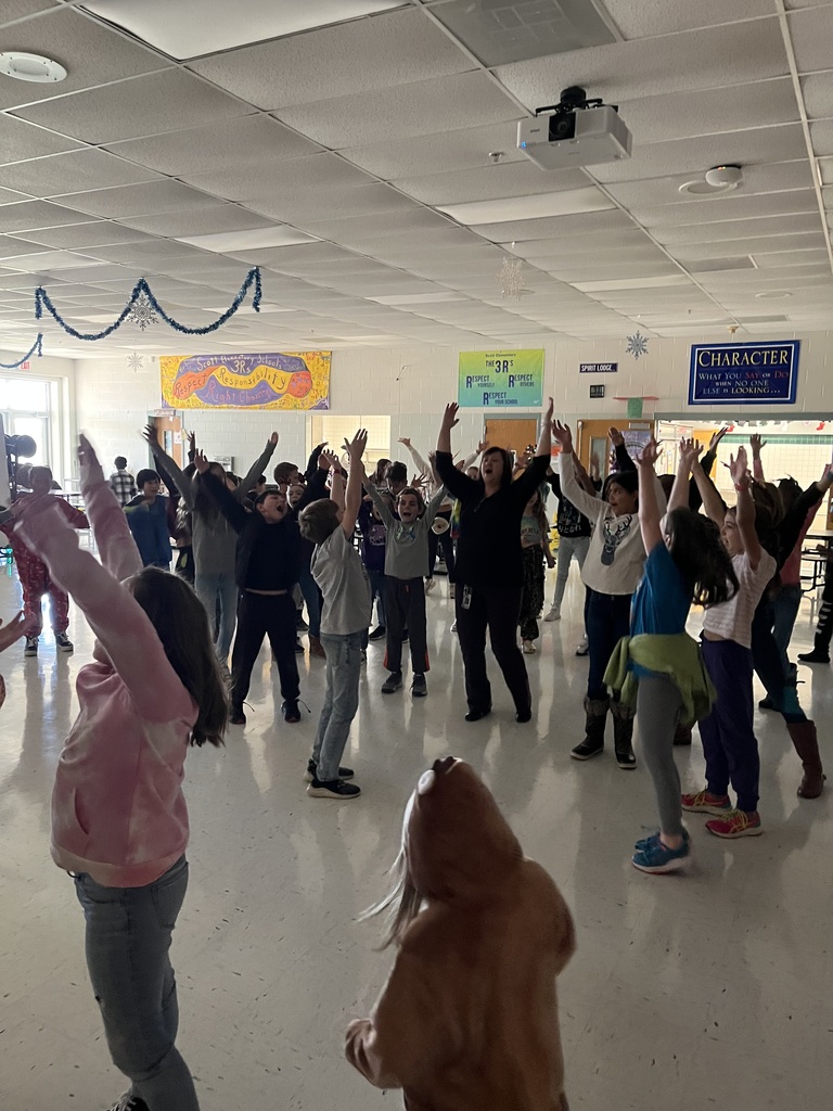 SES 5th graders enjoying their dance party!